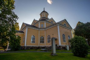 En sväng förbi kyrkan i Terjärv